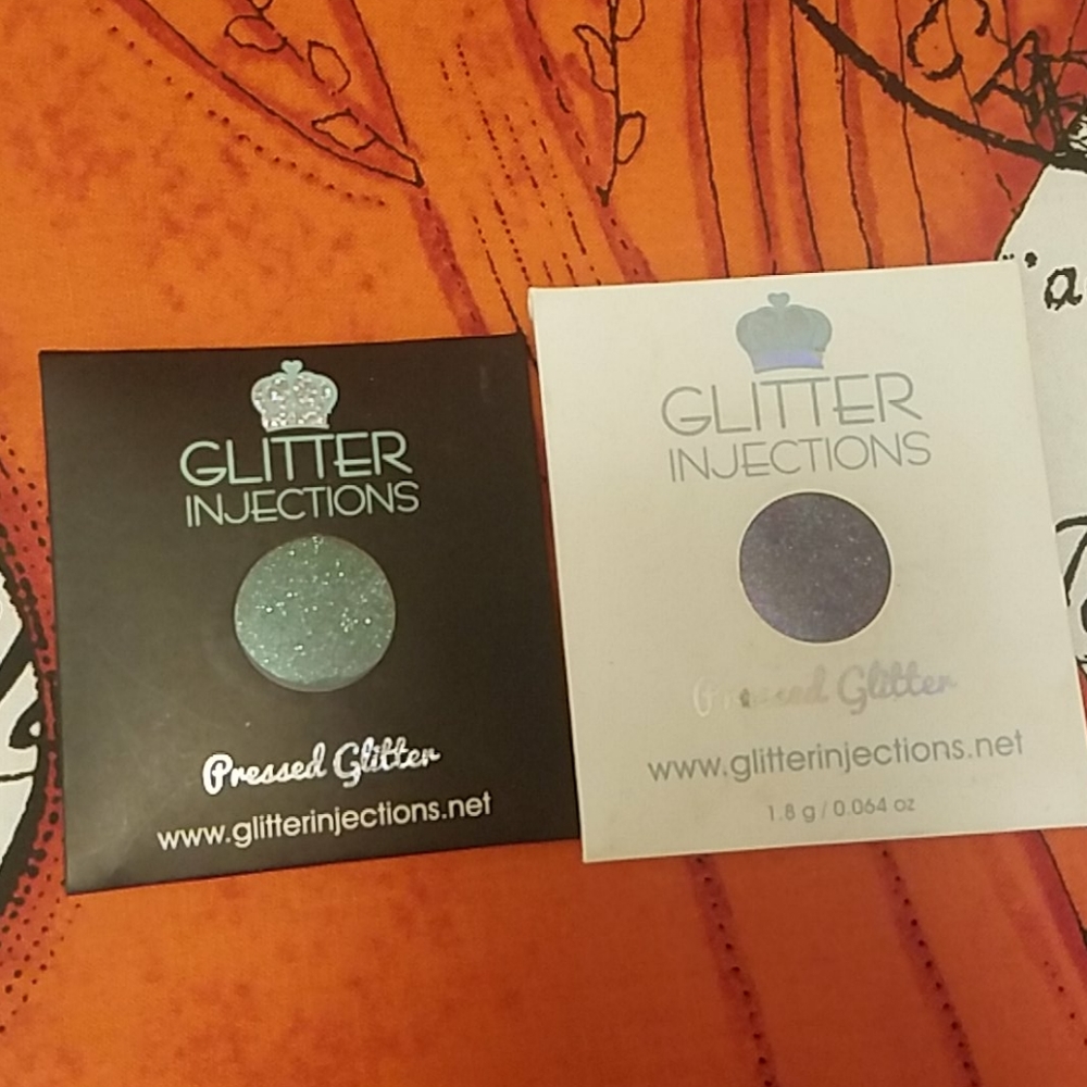 NIB Glitter Injections Set of 2